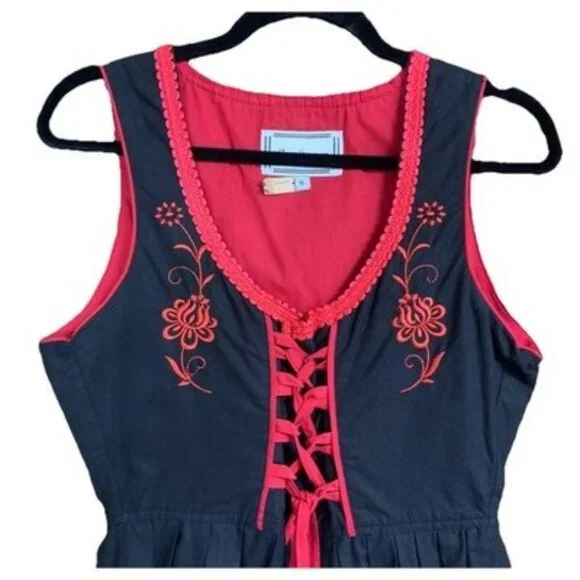 Vintage 1960s 1970s DIRNDL Black Red Floral Embroidered Corset Goth Size 36 - Picture 2 of 9